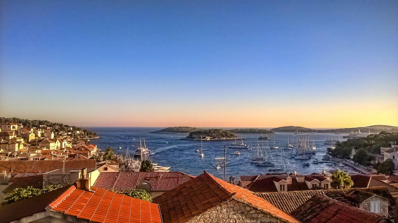 Hotel Ivkolina Hvar Town Esterno foto