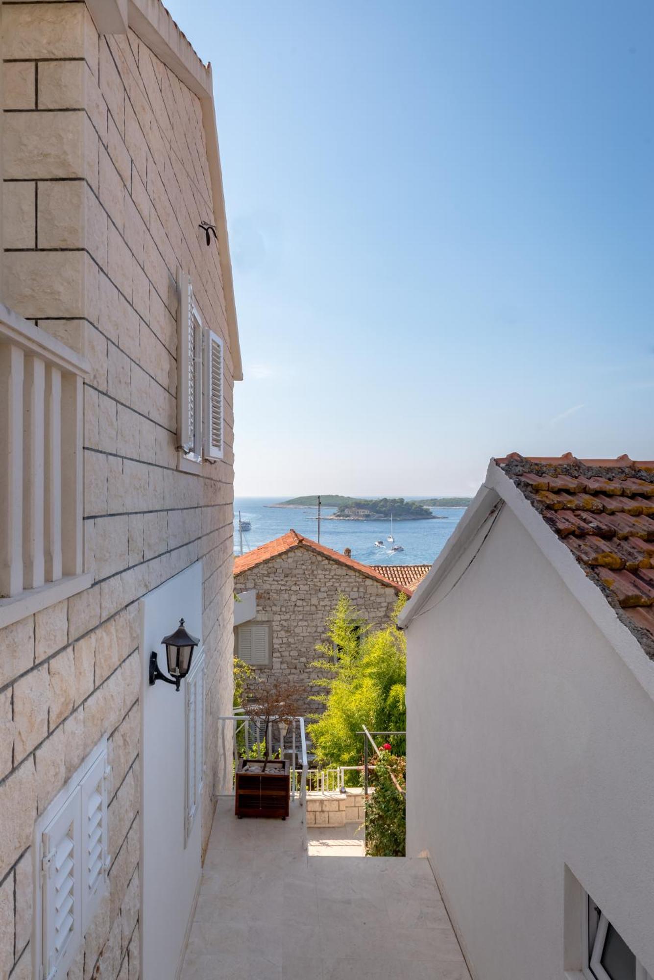 Hotel Ivkolina Hvar Town Esterno foto