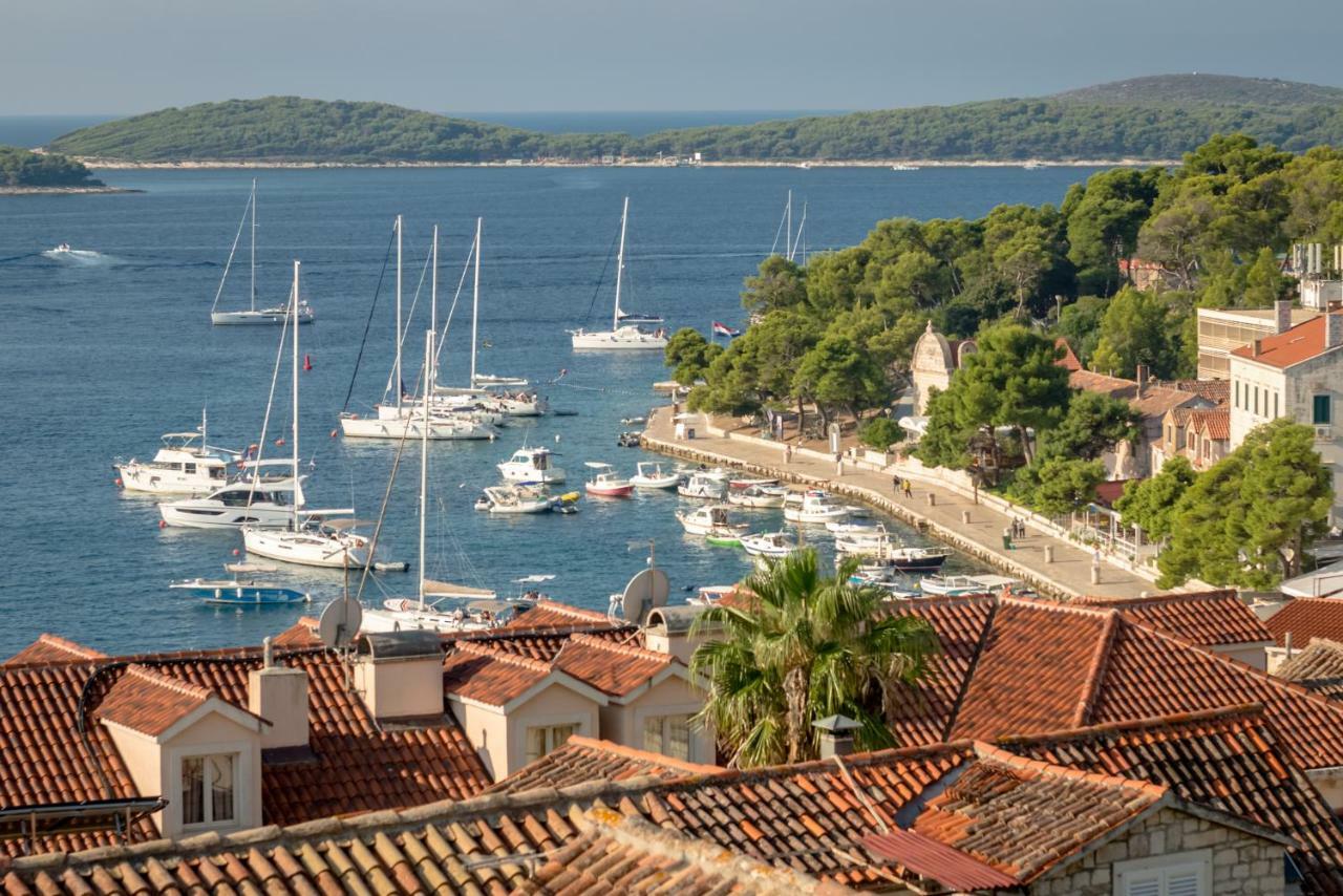 Hotel Ivkolina Hvar Town Esterno foto