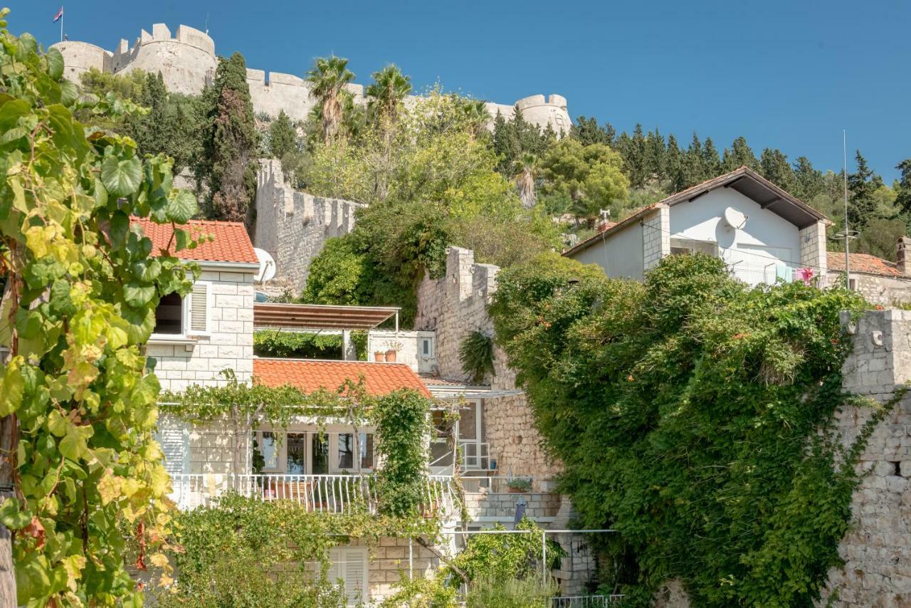 Hotel Ivkolina Hvar Town Esterno foto